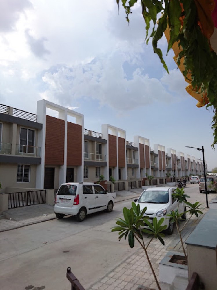 AASTHA SHANGRILA in Amin Marg, Rajkot