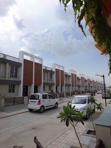 AASTHA SHANGRILA project photo 1 in Amin Marg, Rajkot