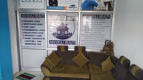 ABHIRAJ REALTY project photo 2 in Subhanpura, Vadodara
