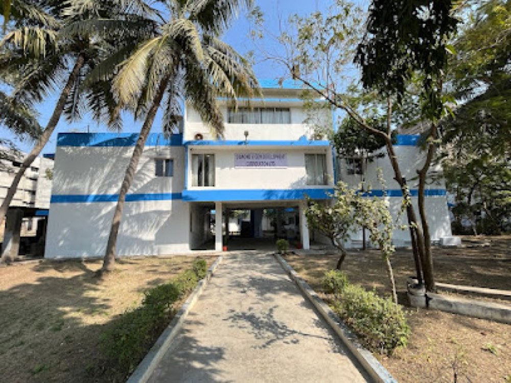 DIAMOND & GEM DEVELOPMENT CORPORATION LIMITED in Sursez, Surat