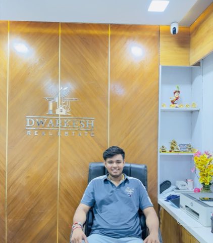 Dwarkesh Real Estate Vadodara project photo 1 in Karelibaug, Vadodara