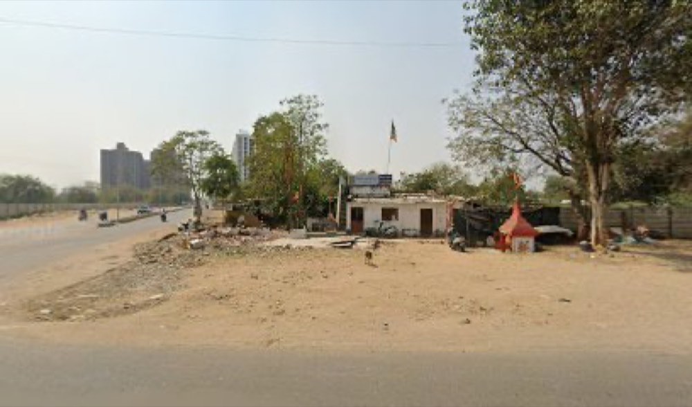 Estate House in Ognaj, Ahmedabad