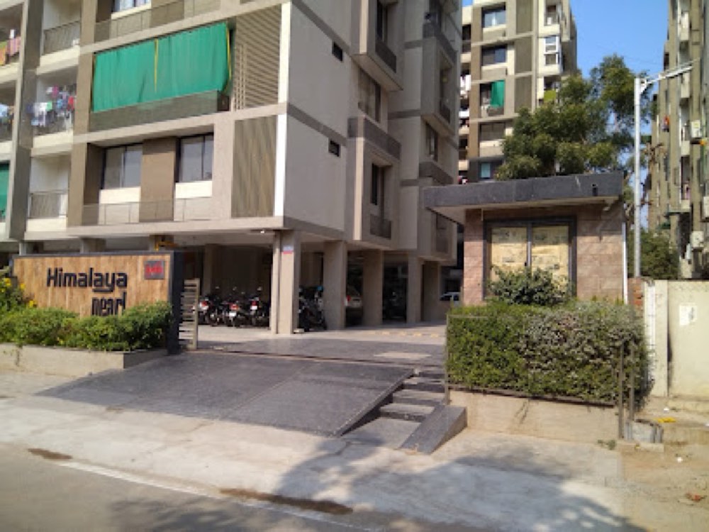 Himalaya Pearl in Motera, Ahmedabad