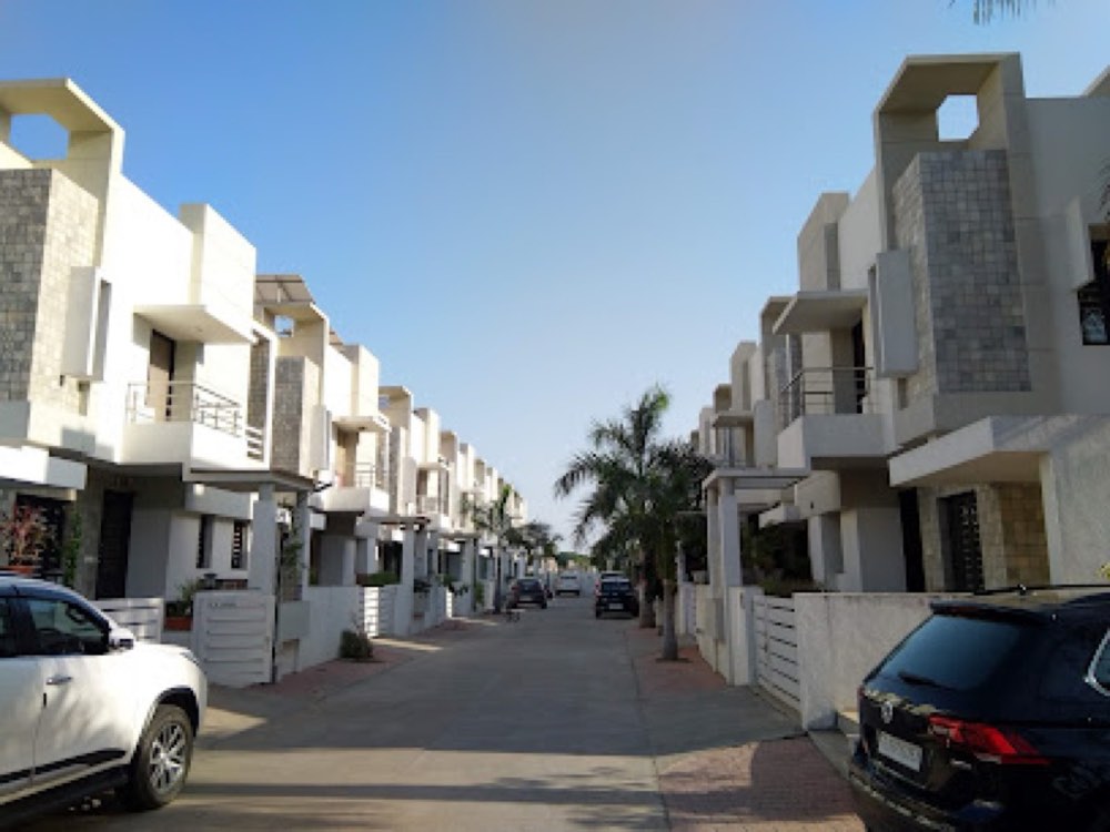 J.J Bungalows in Chhani, Vadodara