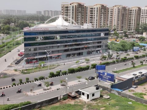 JAINAM REALTY project photo 1 in Vesu, Surat