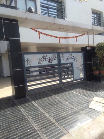 Madhusudan Developers project photo 1 in City Light, Surat