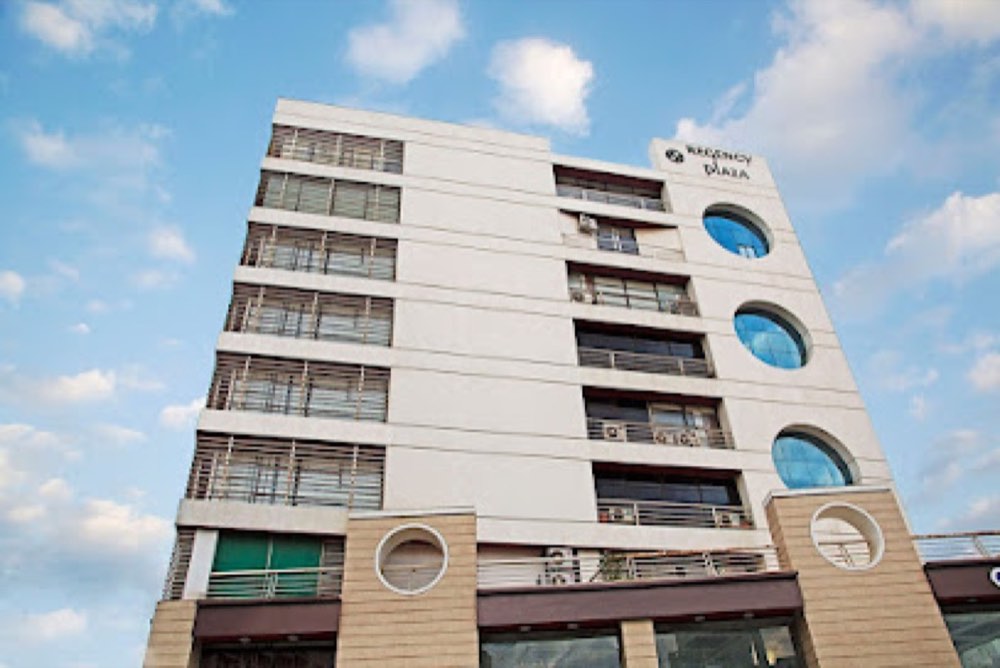 Nishant Construction Pvt. Ltd.( Ratnaakar Group) in Satellite, Ahmedabad