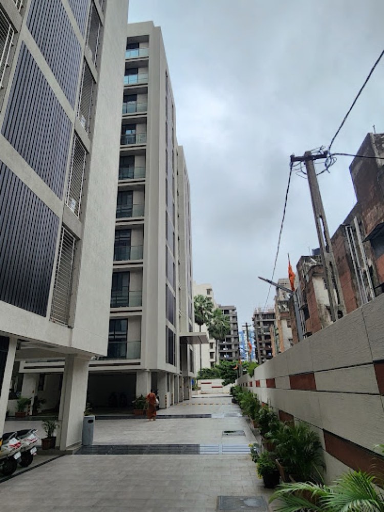 RNG Avenue in Adajan, Surat