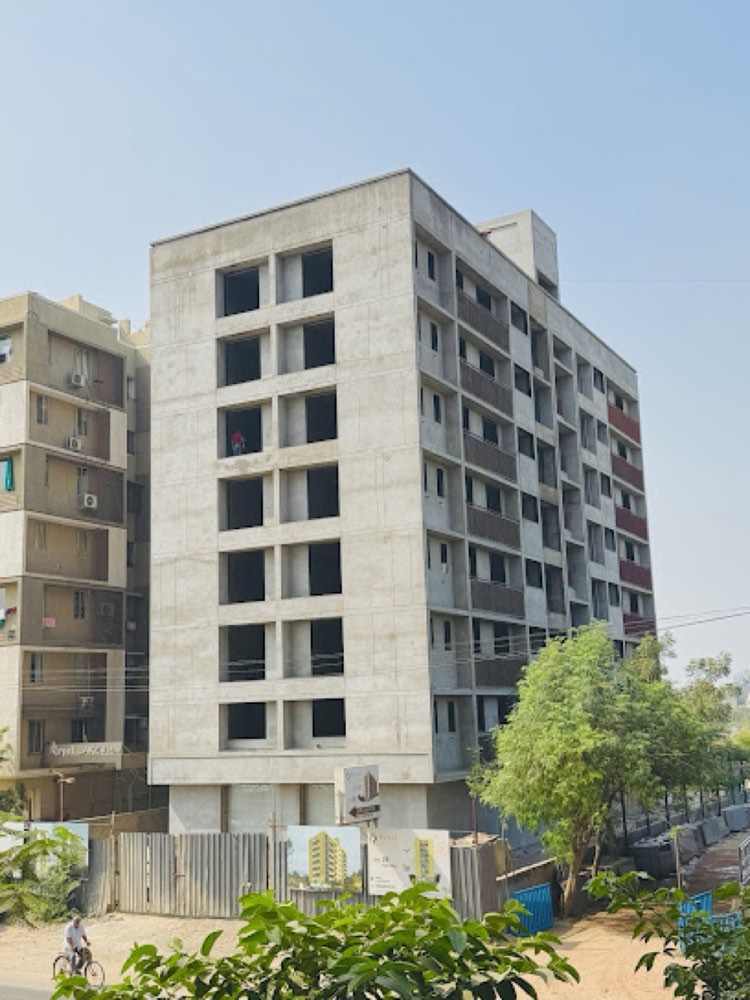 ROYAL LAKEND in Jagatpur, Ahmedabad