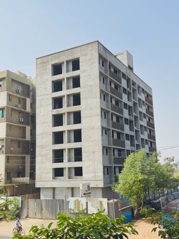 ROYAL LAKEND project photo 1 in Jagatpur, Ahmedabad