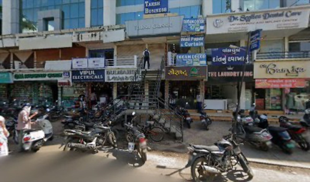 Taksh Infrastructure LLP in Niti Park Society, Vadodara